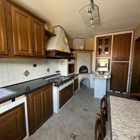 - La Tana Apartment Gallicano
